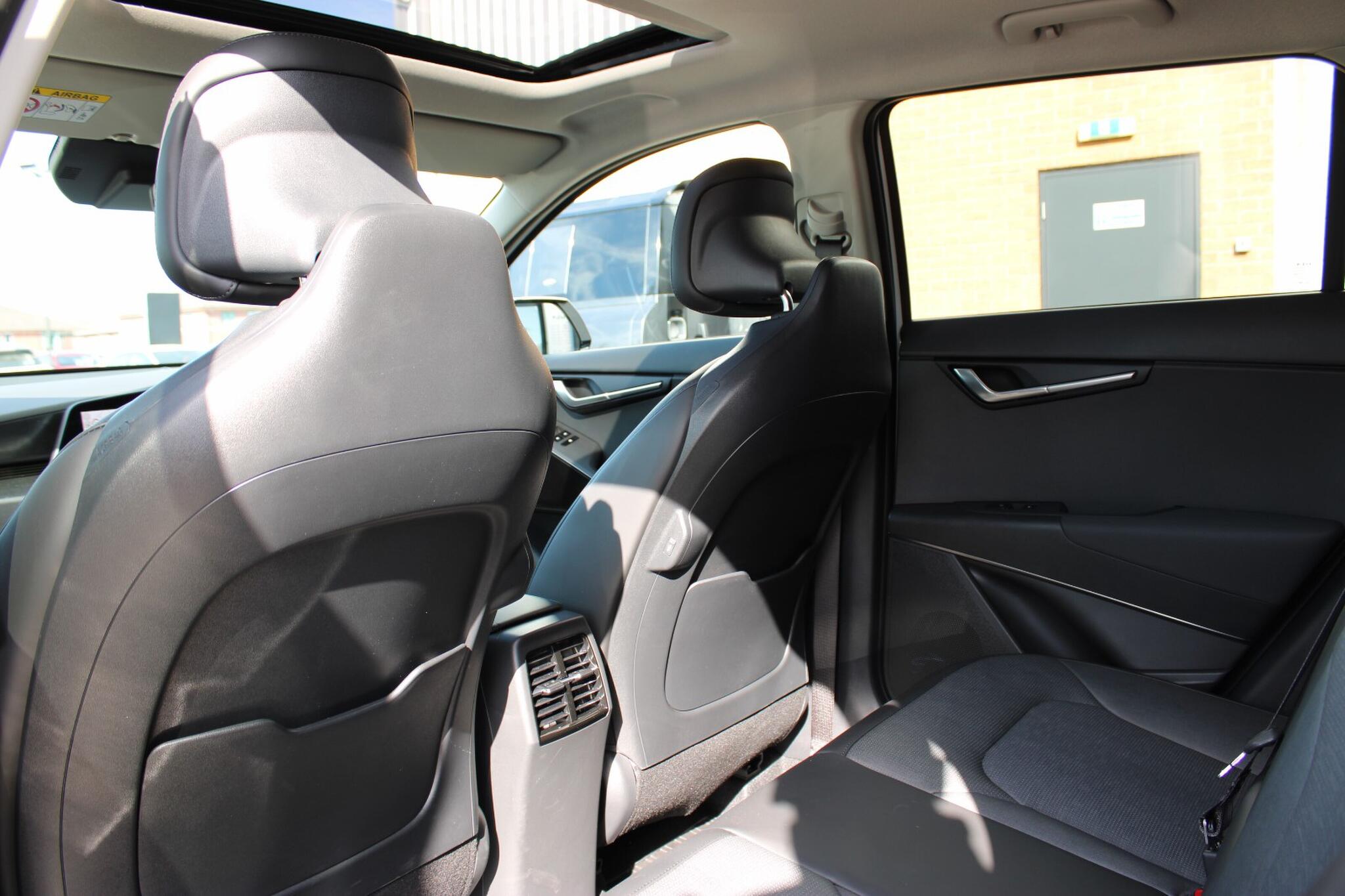 Kia Niro view 25