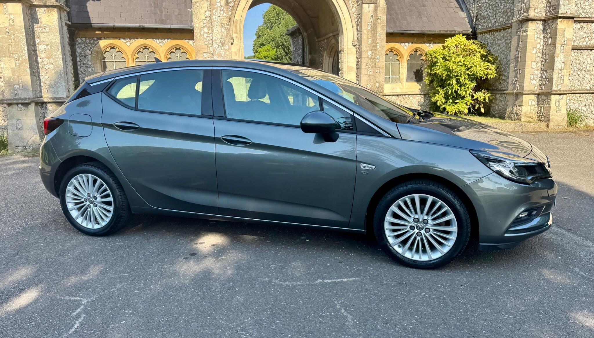 Vauxhall Astra view 16