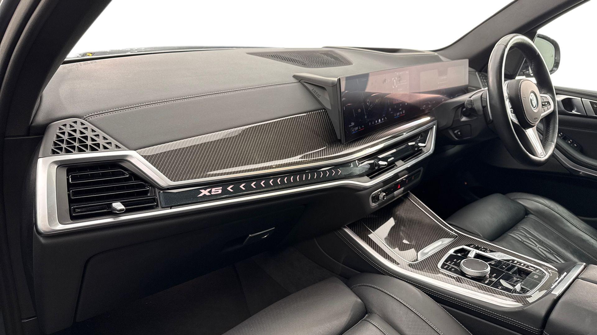 BMW X5 view 7