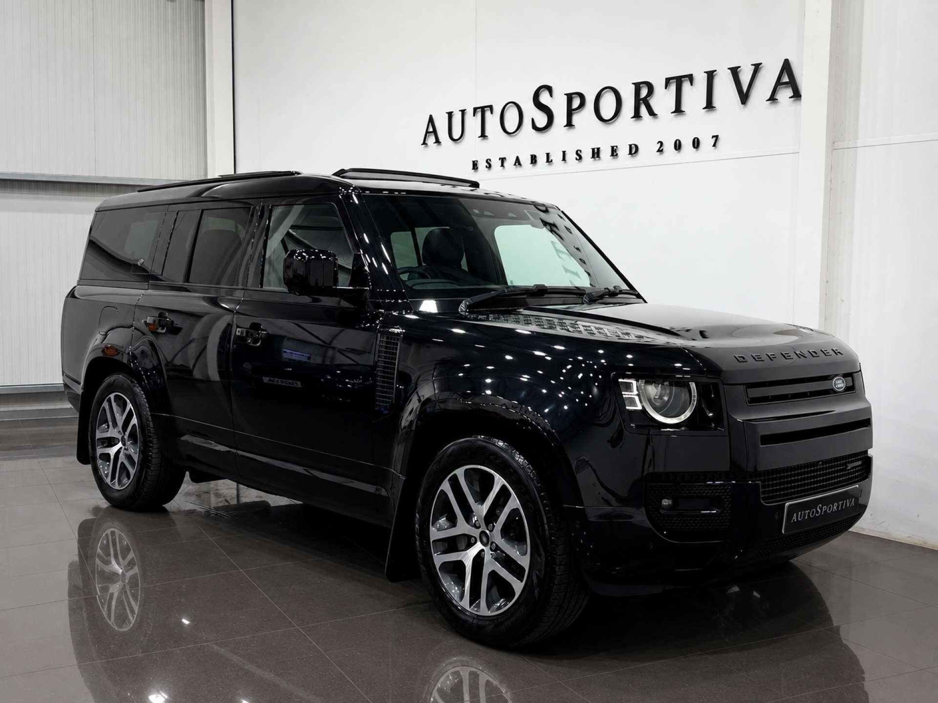 Land Rover Defender view 5