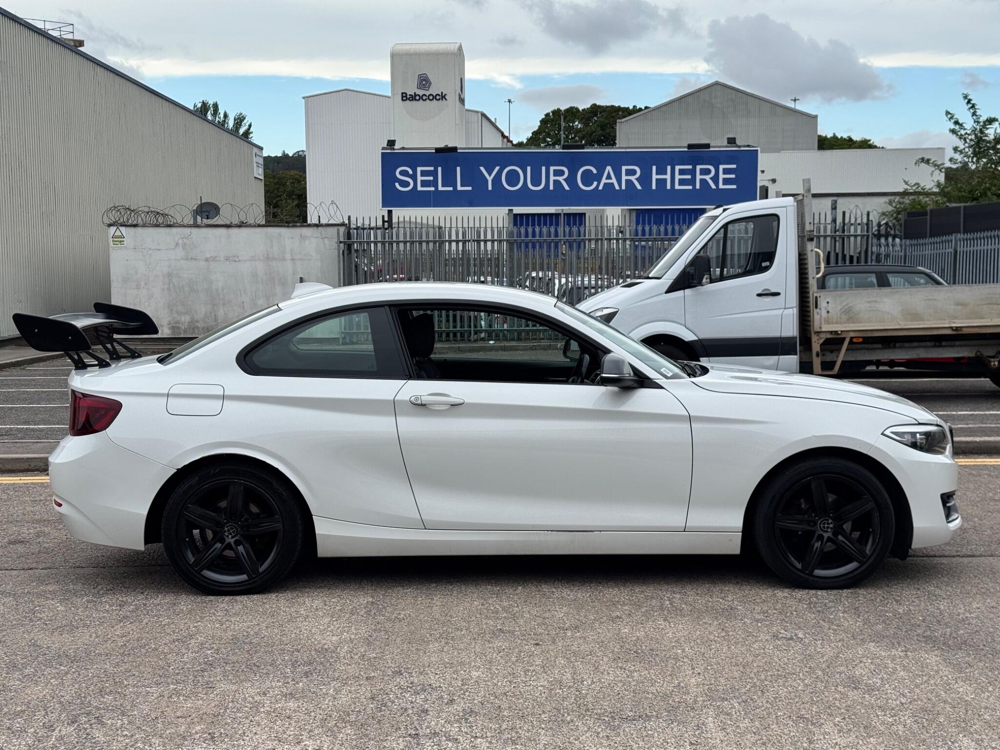 BMW 2 Series view 22