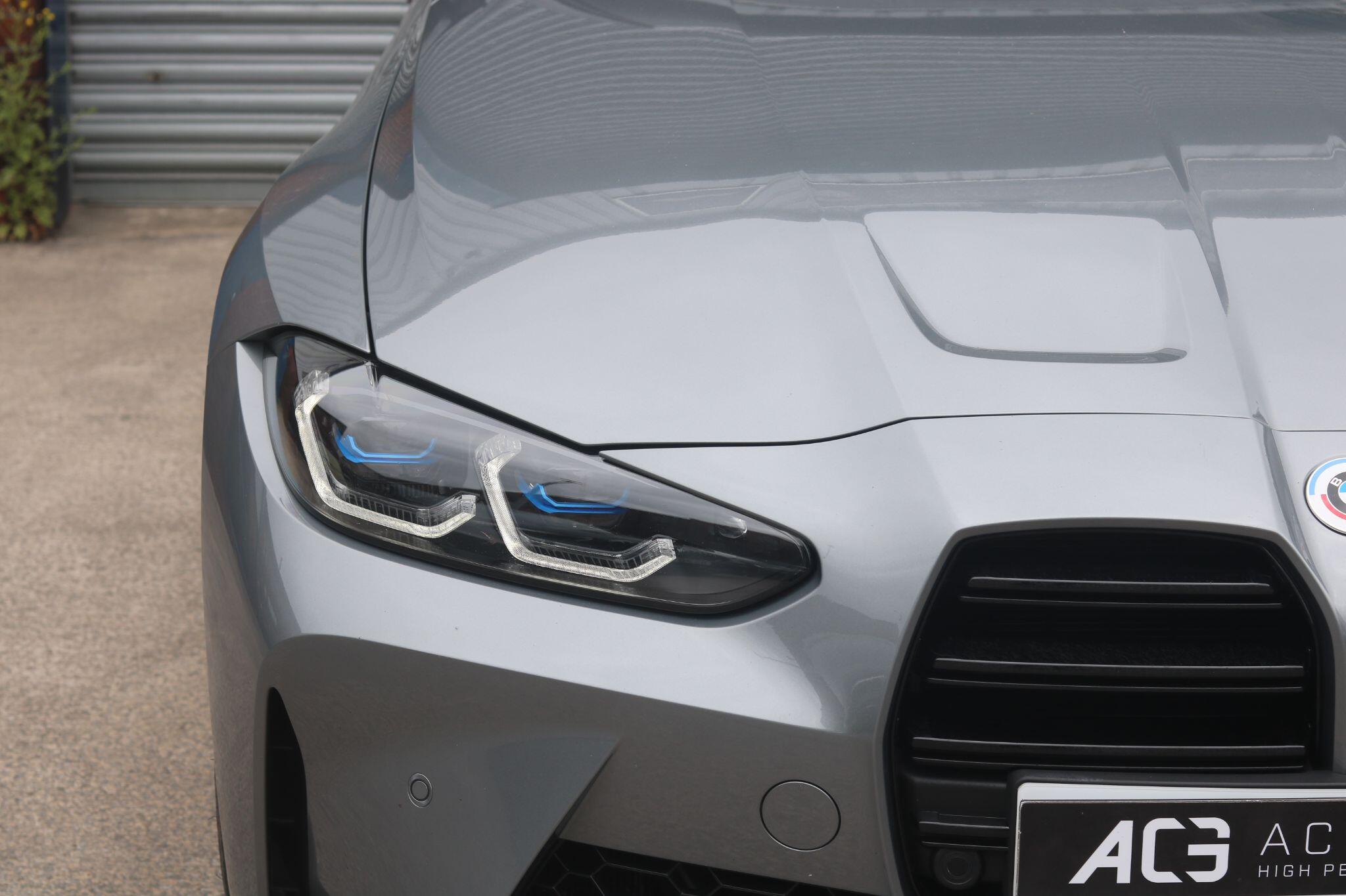 BMW M4 view 12