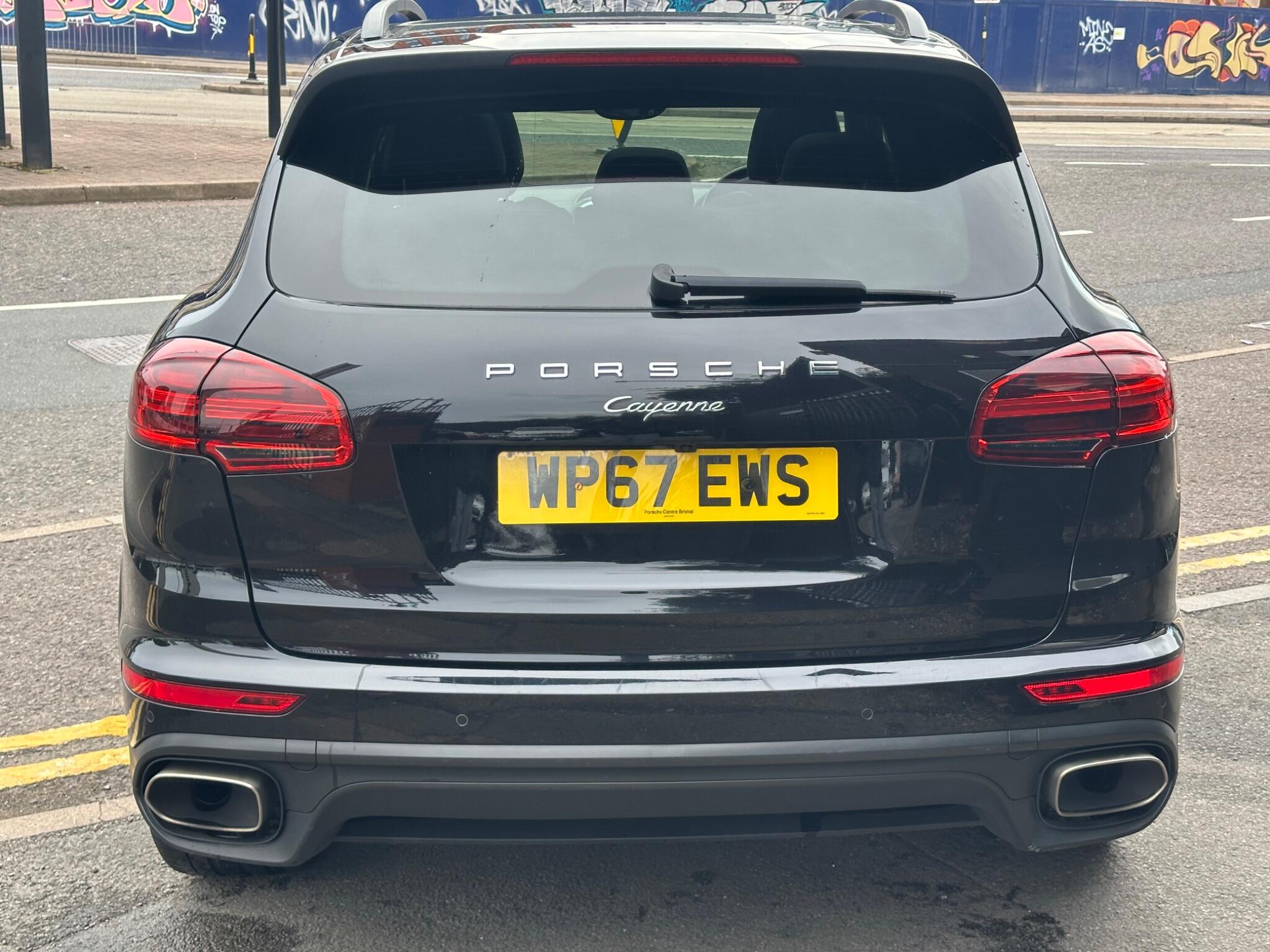 Porsche Cayenne view 15