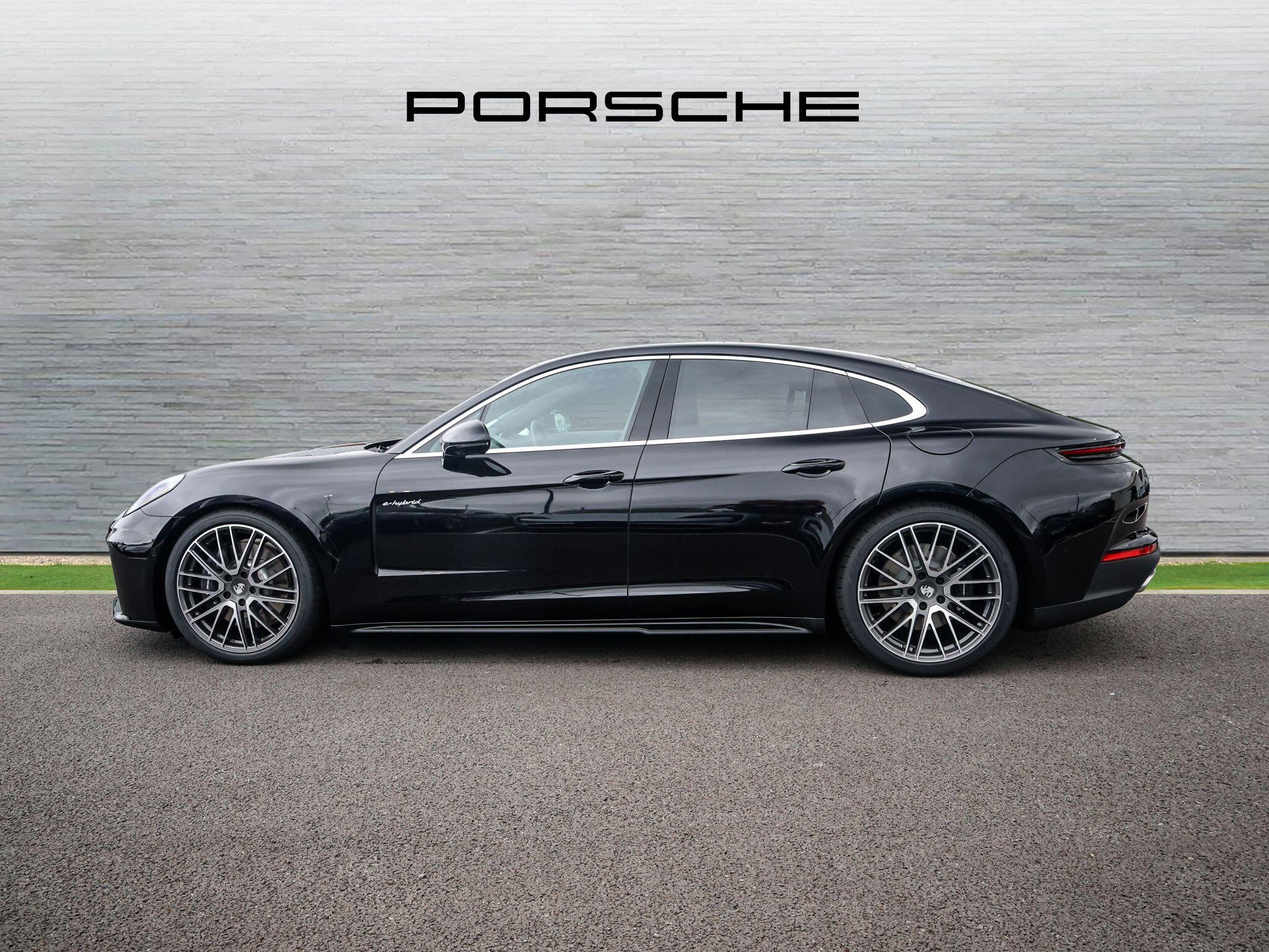 Porsche Panamera view 8