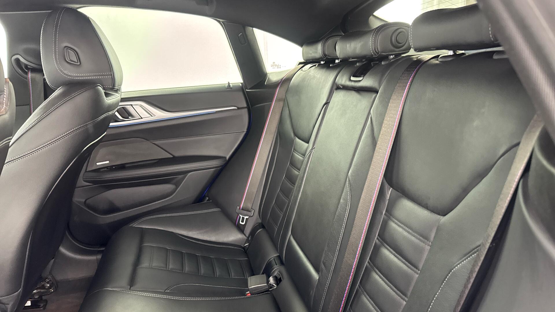 BMW I4 view 14