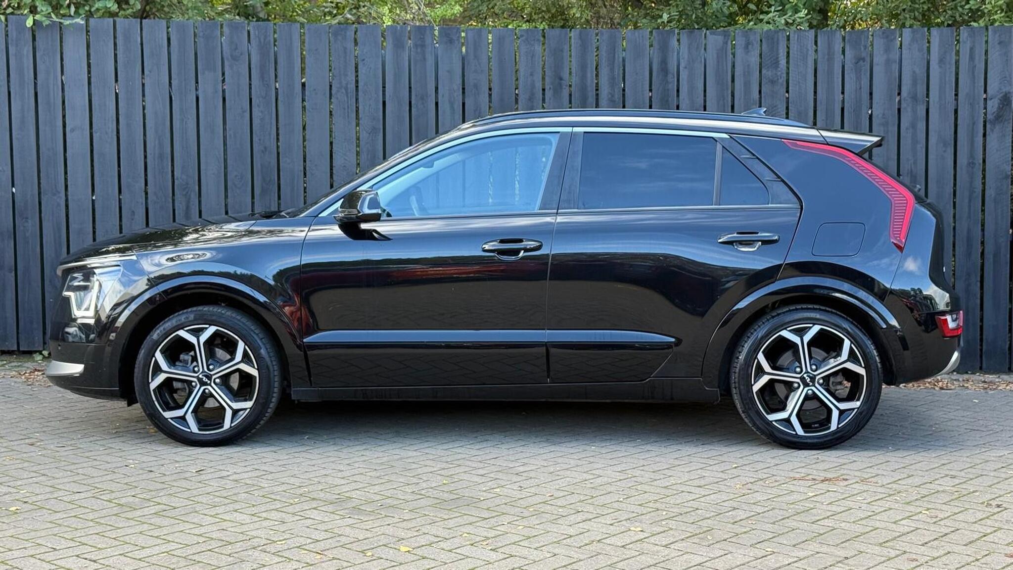 Kia Niro view 5