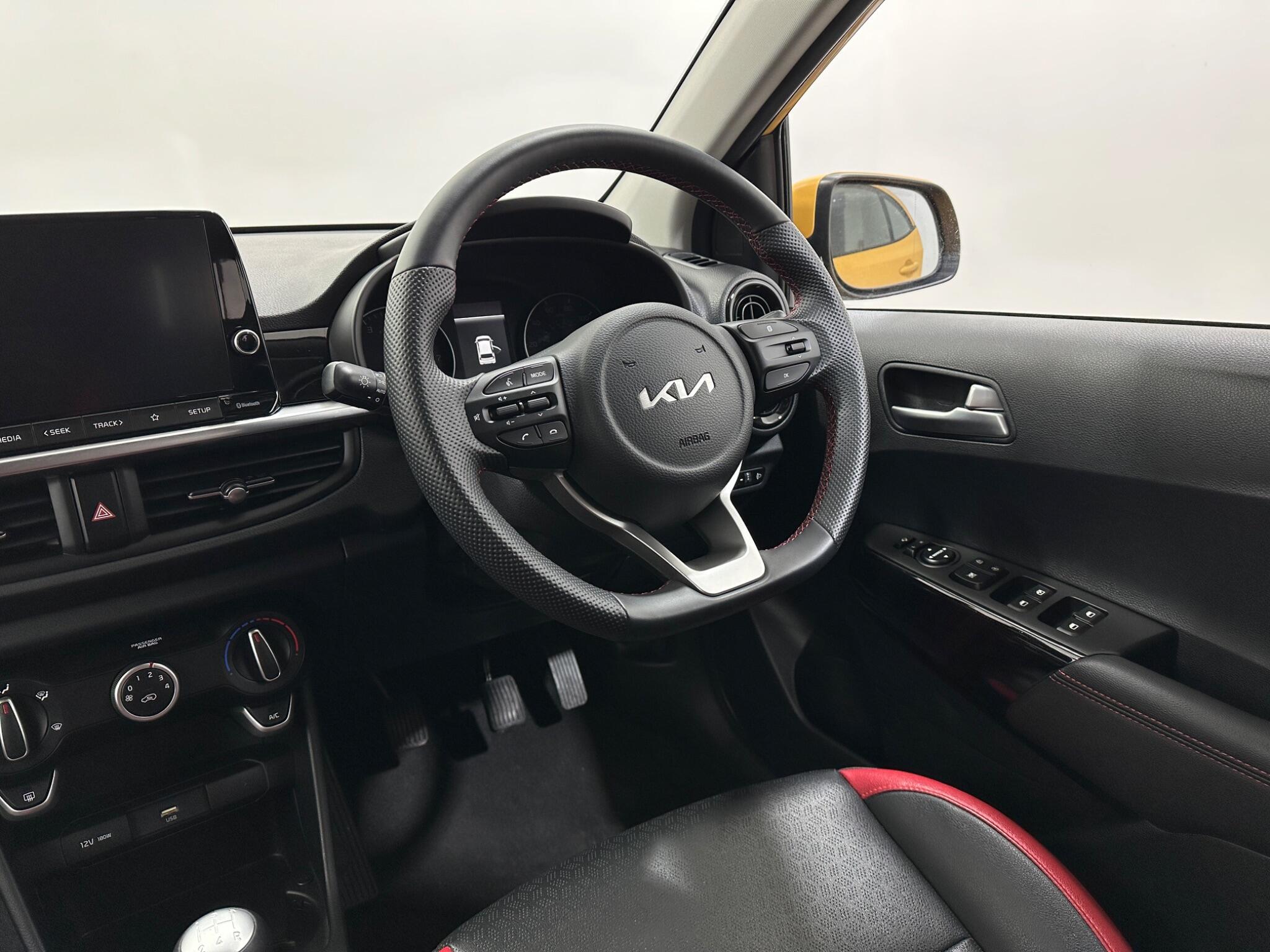 Kia Picanto view 12
