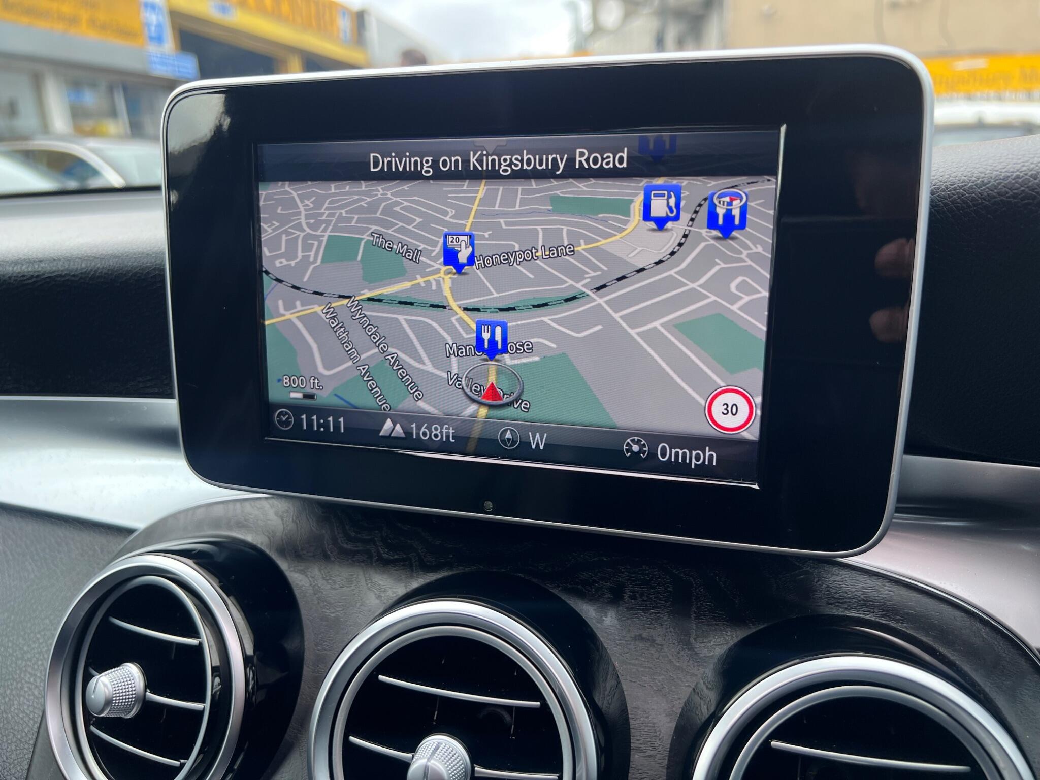 Mercedes-Benz GLC view 25