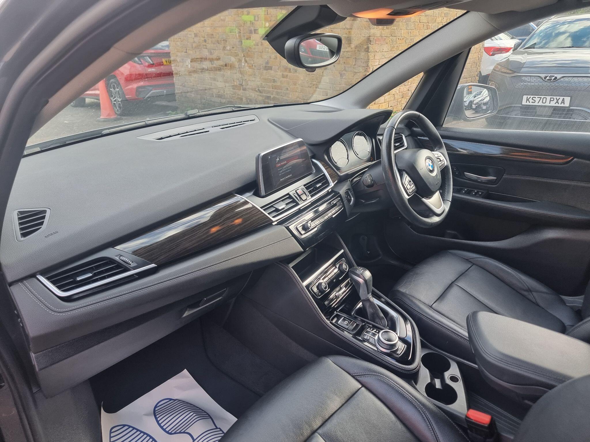 BMW 2 Series view 22