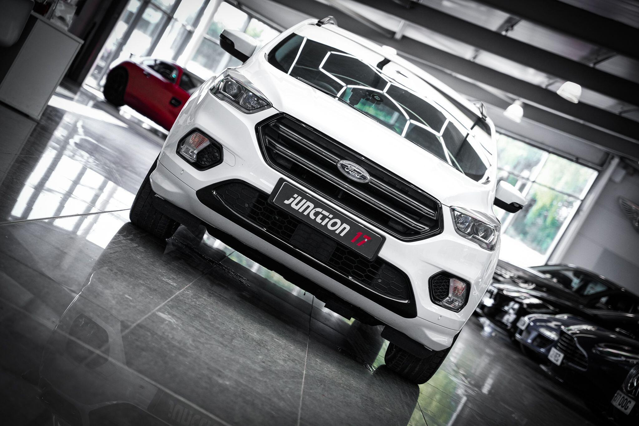 Ford Kuga view 4
