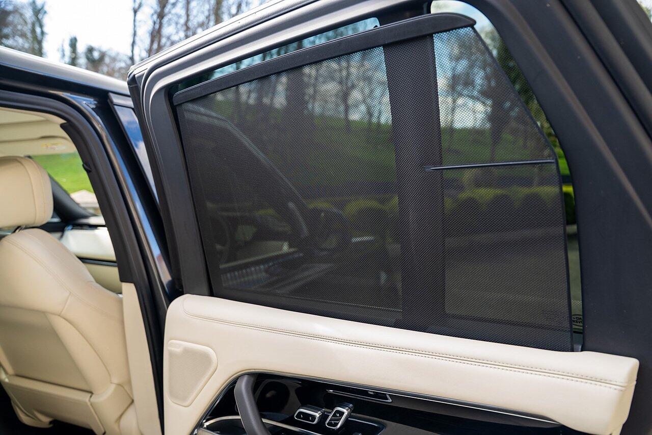 Land Rover Range Rover view 56