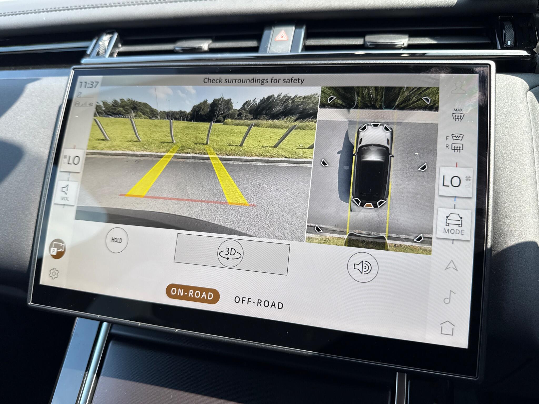 Land Rover Range Rover Velar view 21