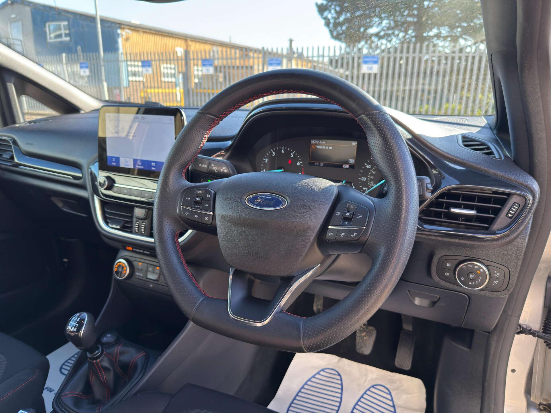 Ford Fiesta view 12