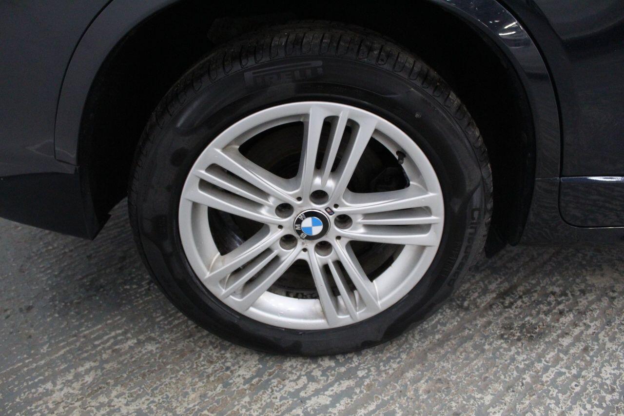 BMW X3 view 59