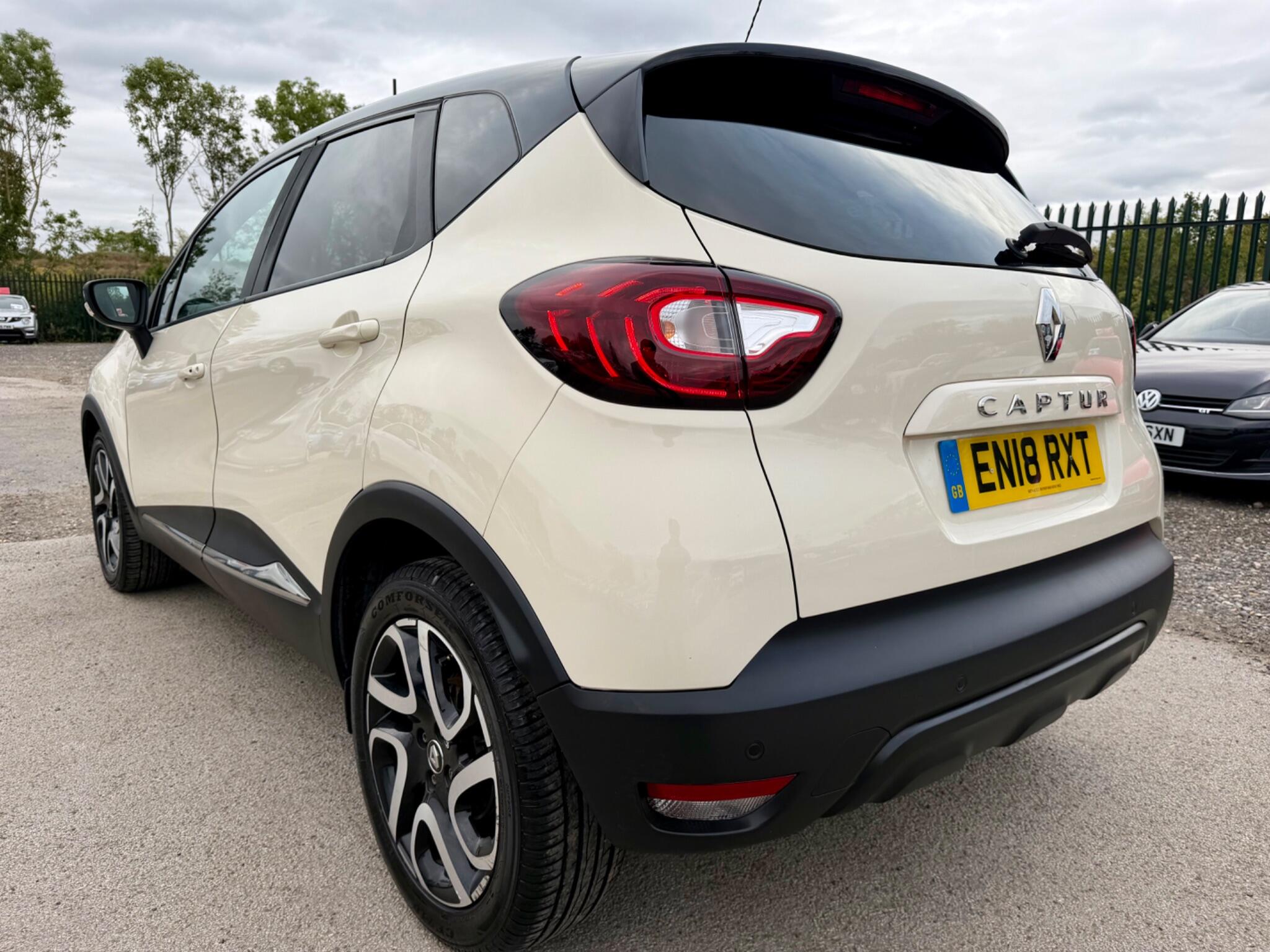 Renault Captur view 11