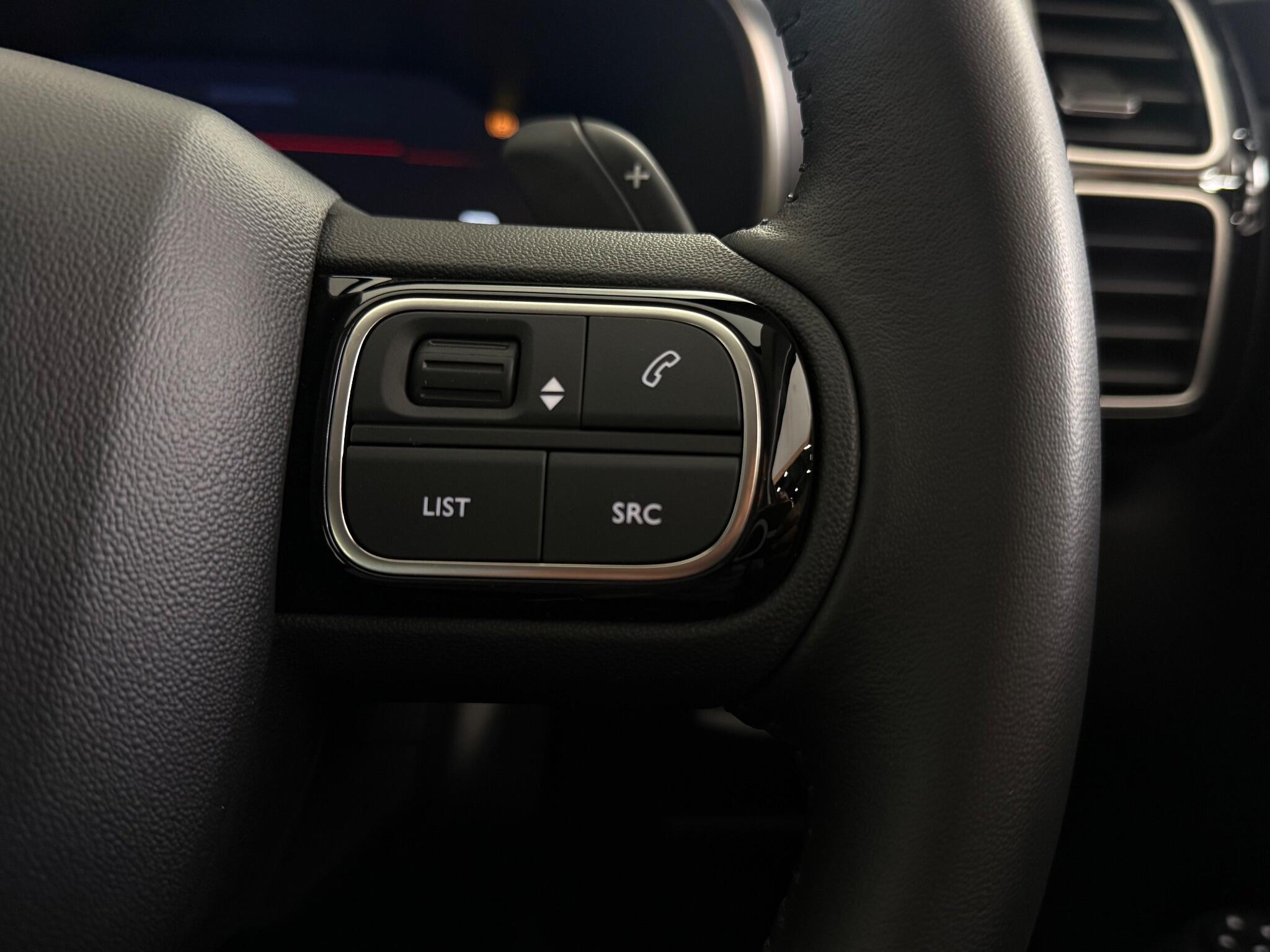 Citroen C5 Aircross view 22
