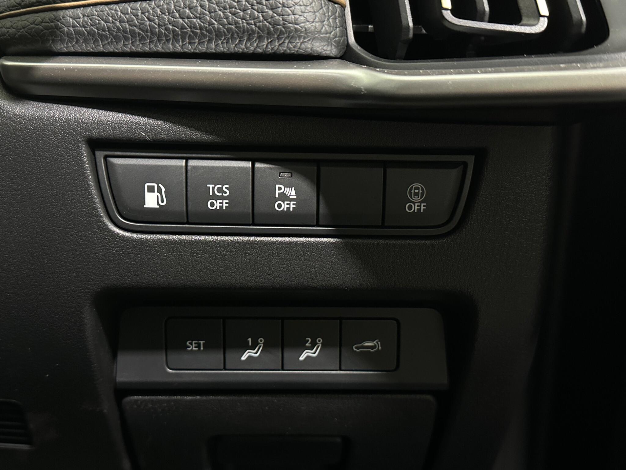 Mazda CX-60 view 18