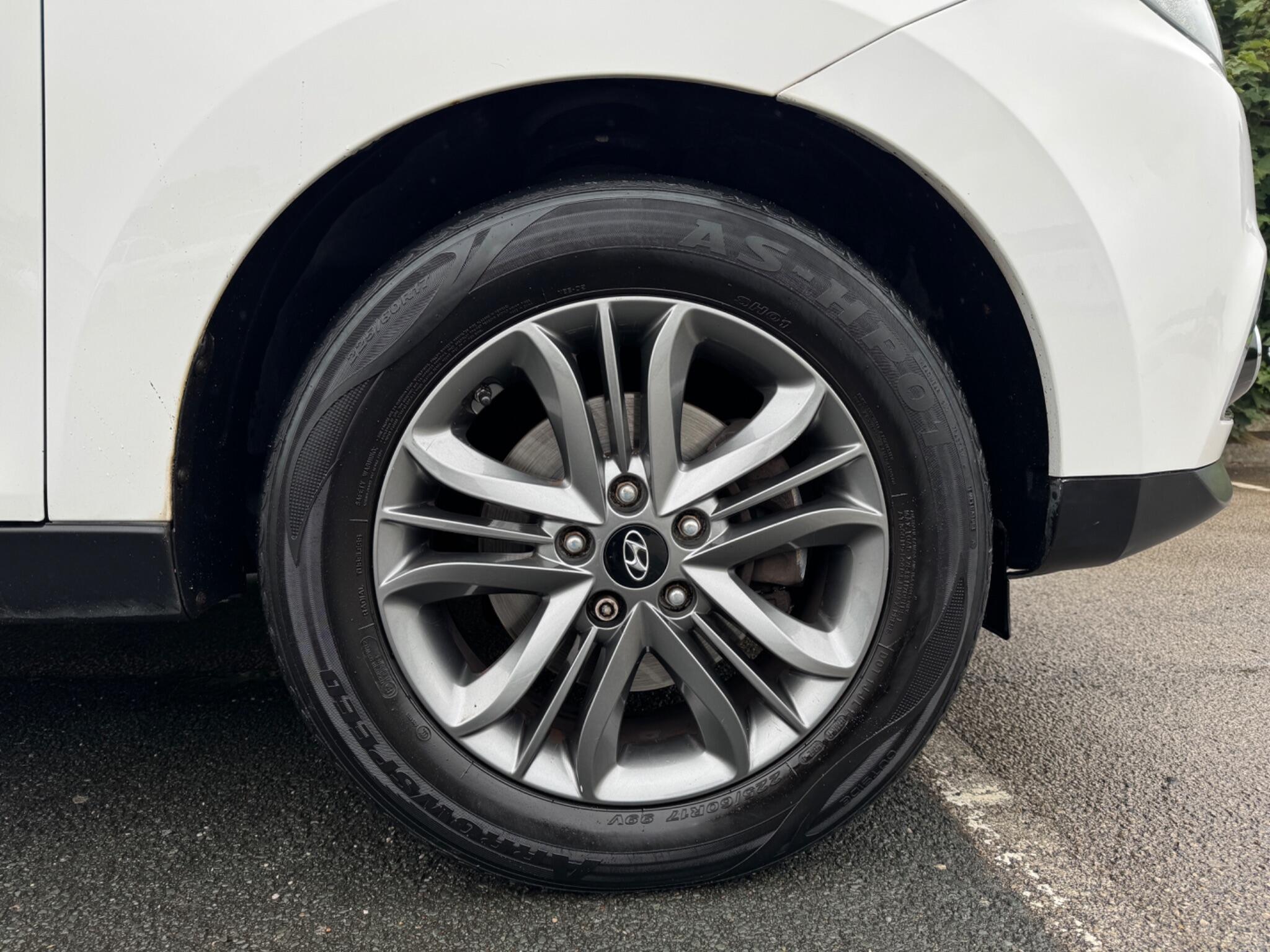 Hyundai Ix35 view 9