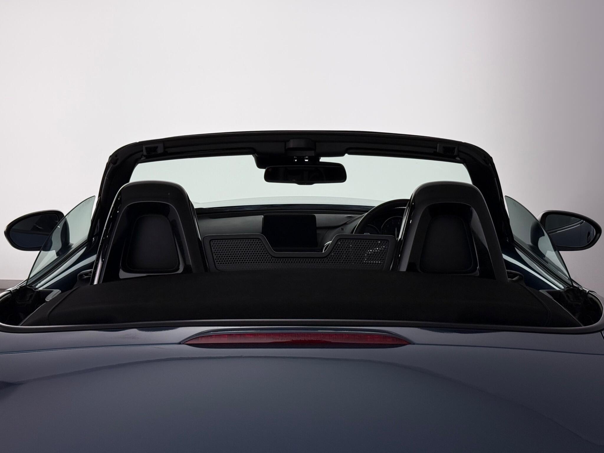 Mazda MX-5 view 21