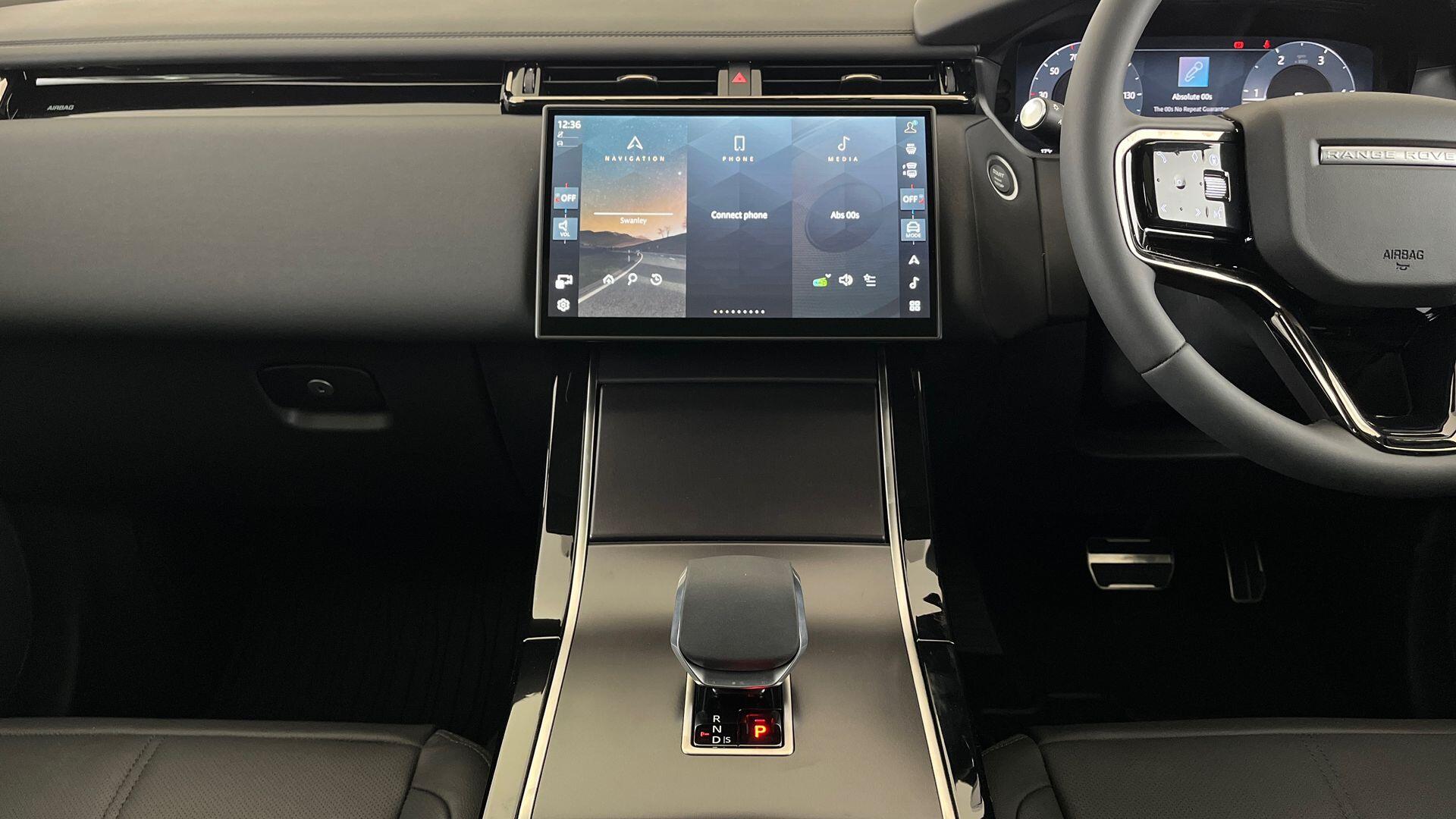 Land Rover Range Rover Velar view 14