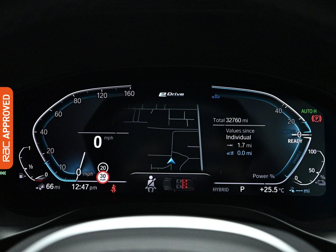BMW X3 view 12