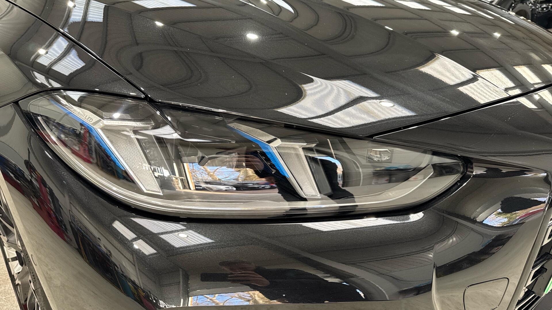 BMW I4 view 23
