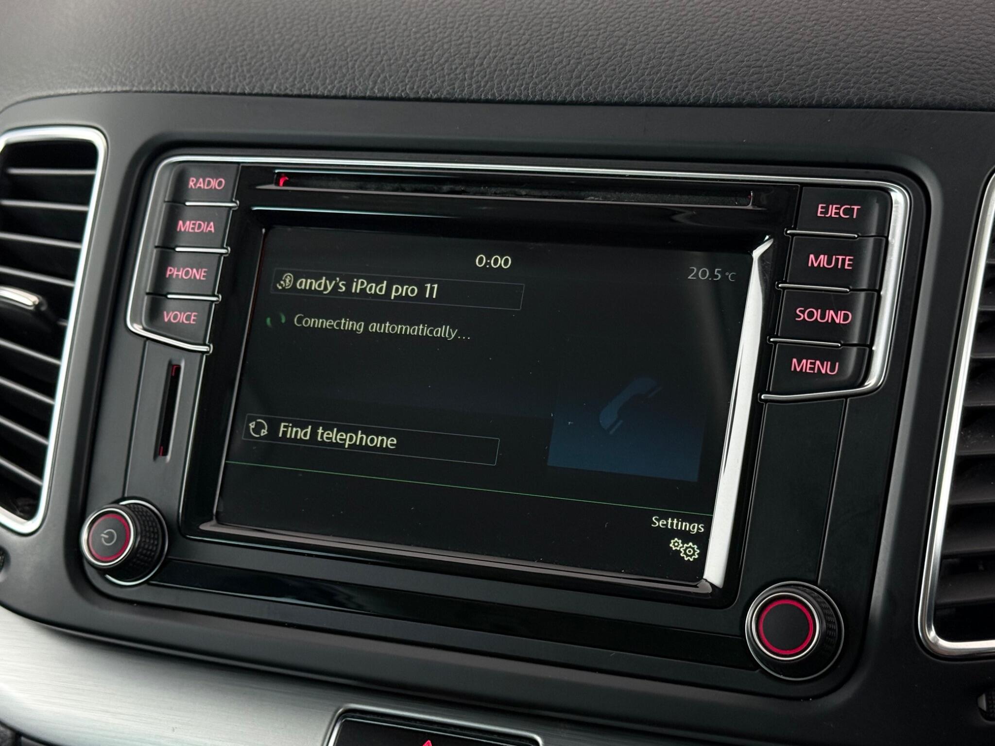 Volkswagen Sharan view 24