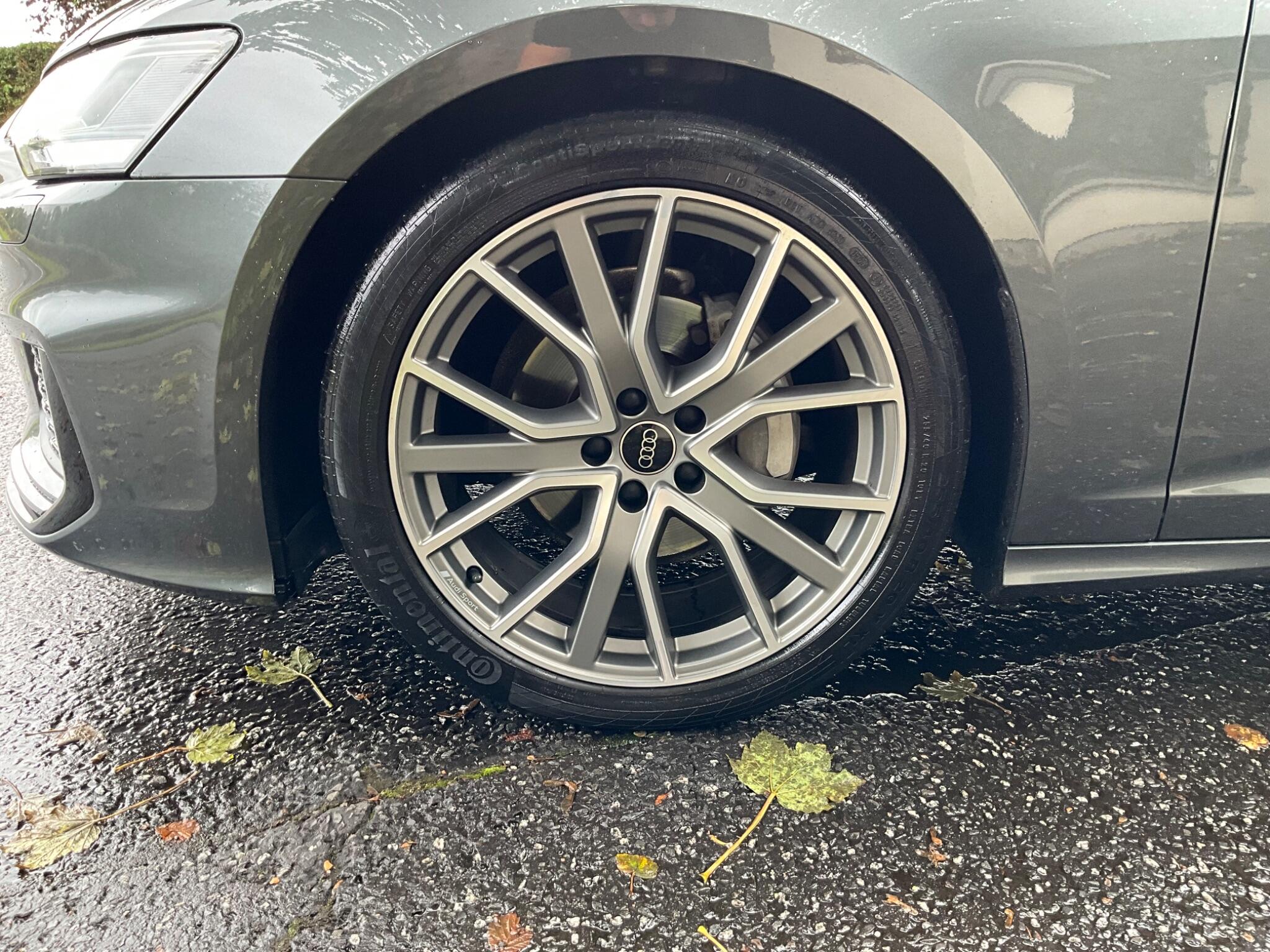 Audi A6 Avant view 27
