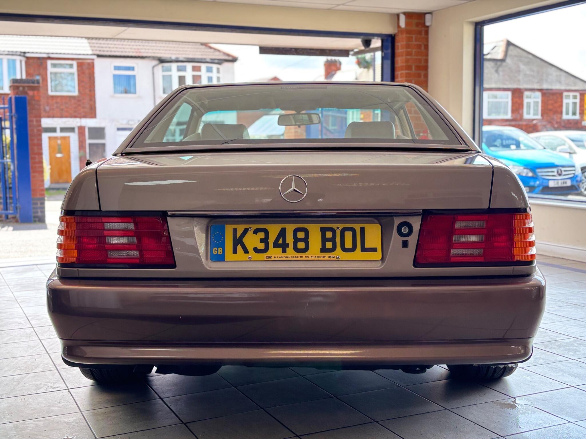 Mercedes-Benz SL view 7