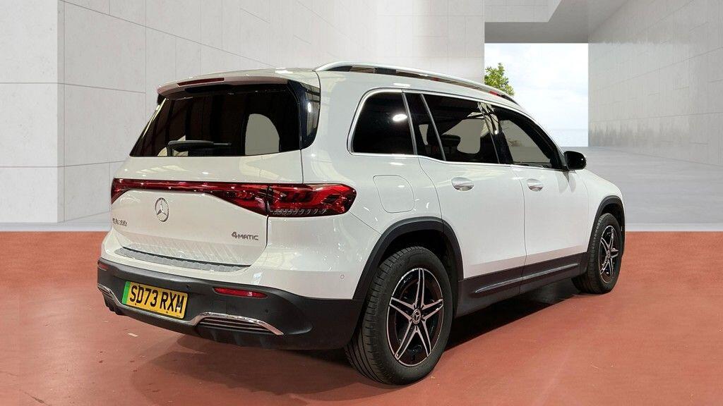 Mercedes-Benz Eqb view 5
