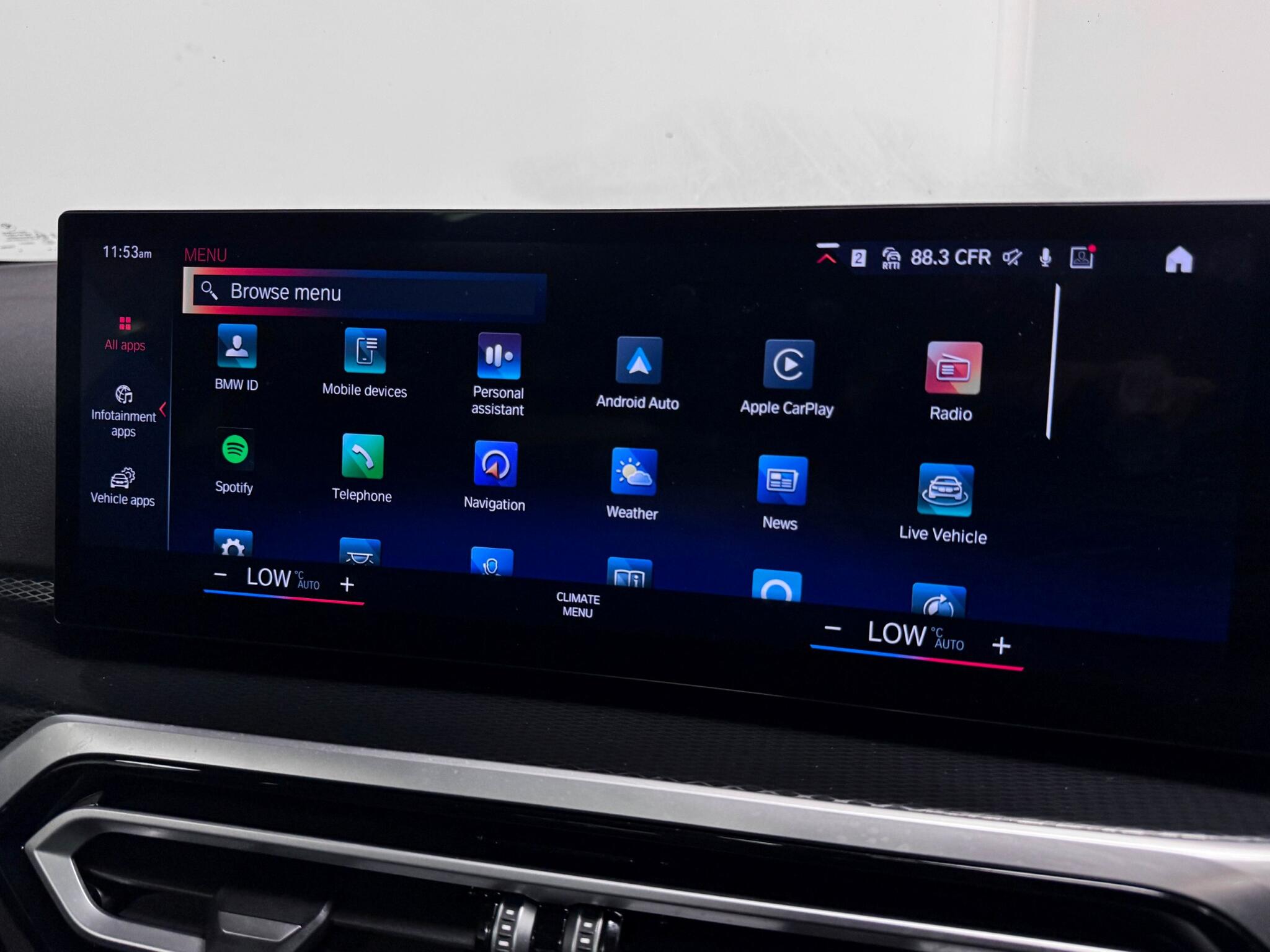 BMW 2 Series view 36