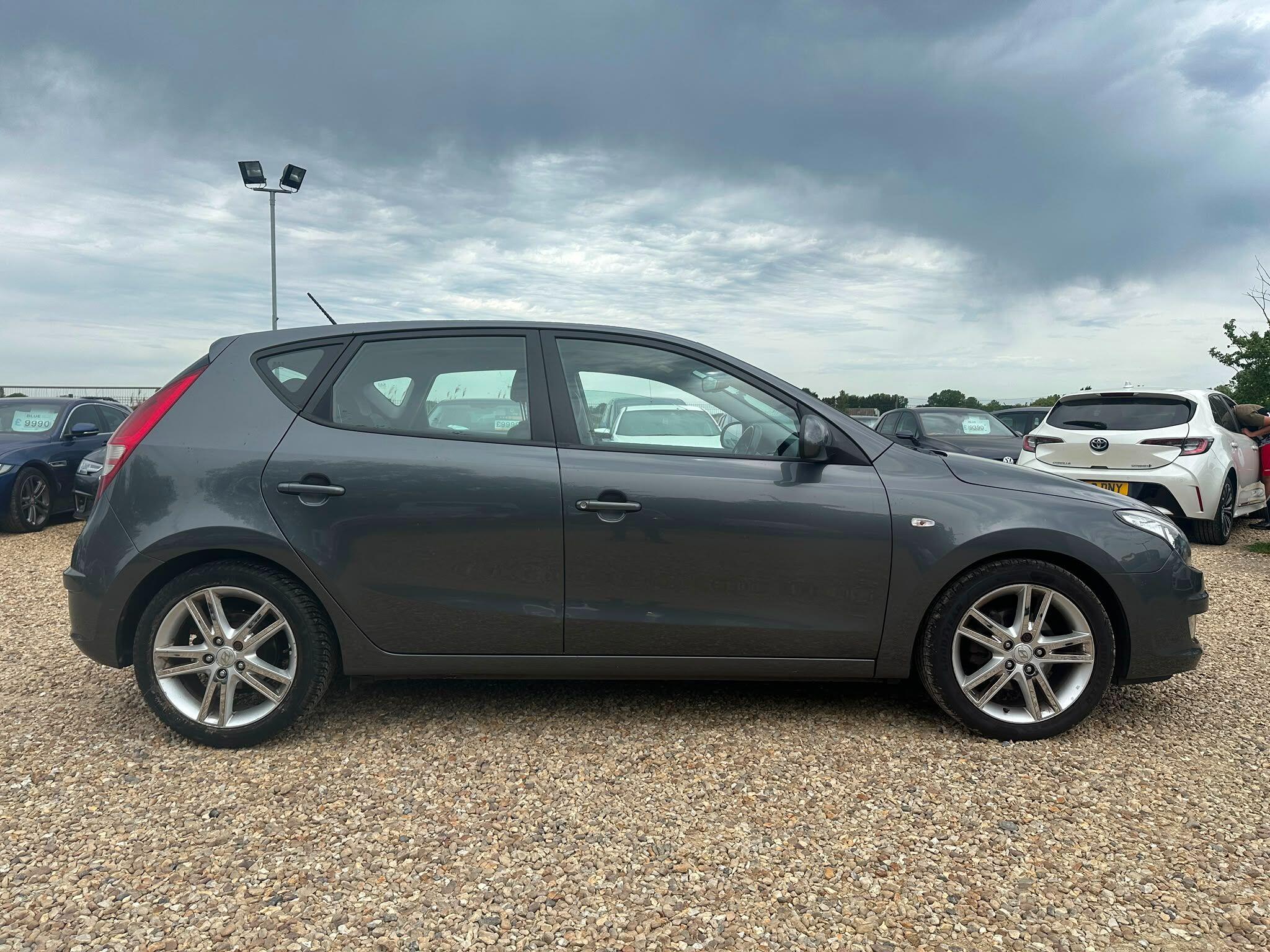 Hyundai I30 view 5