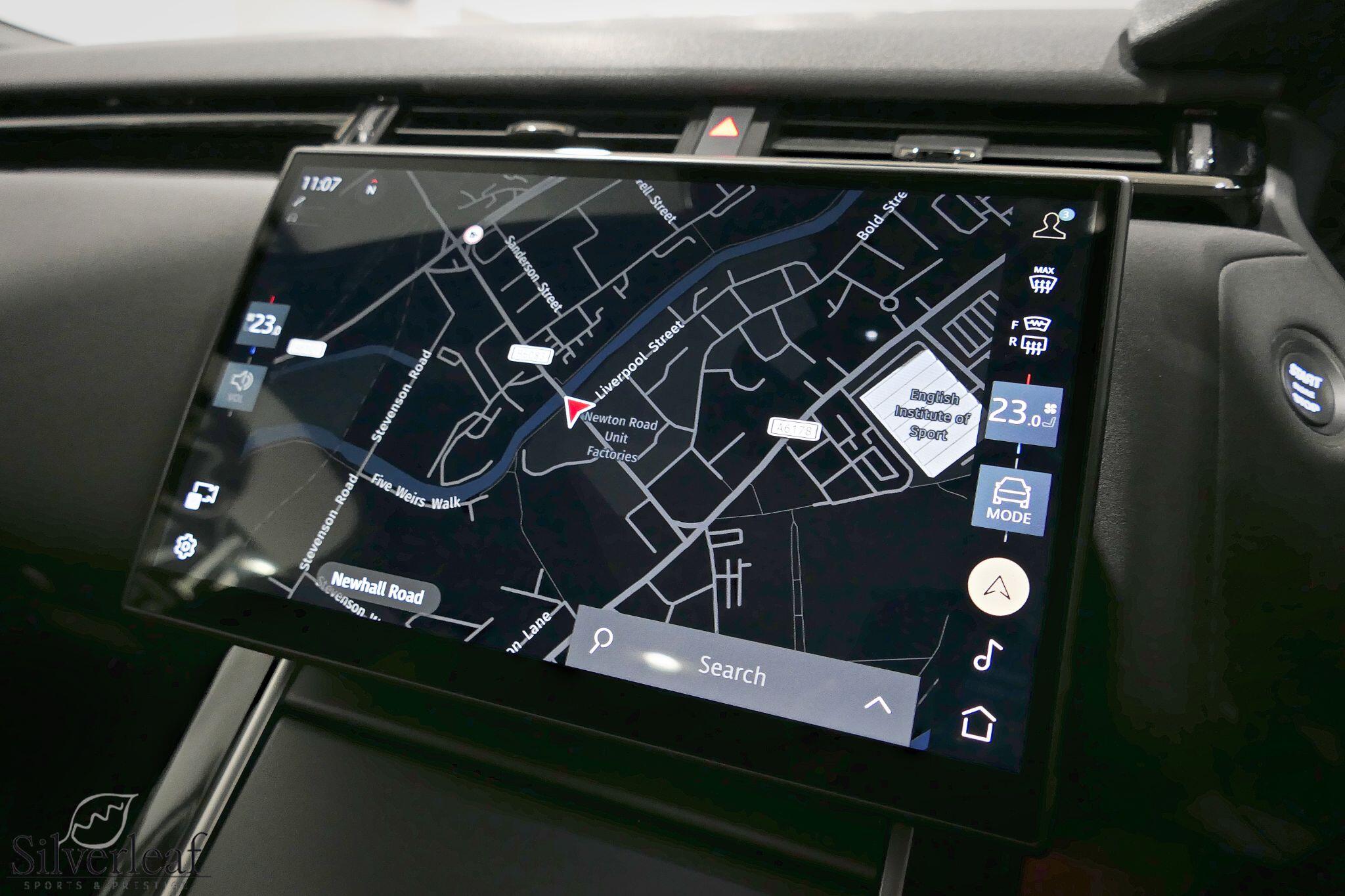 Land Rover Range Rover Velar view 16