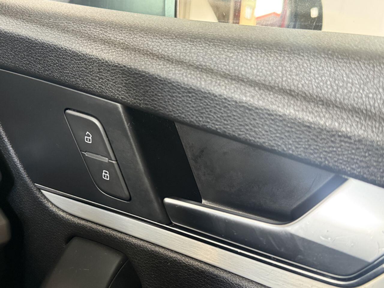 Audi Q5 view 39