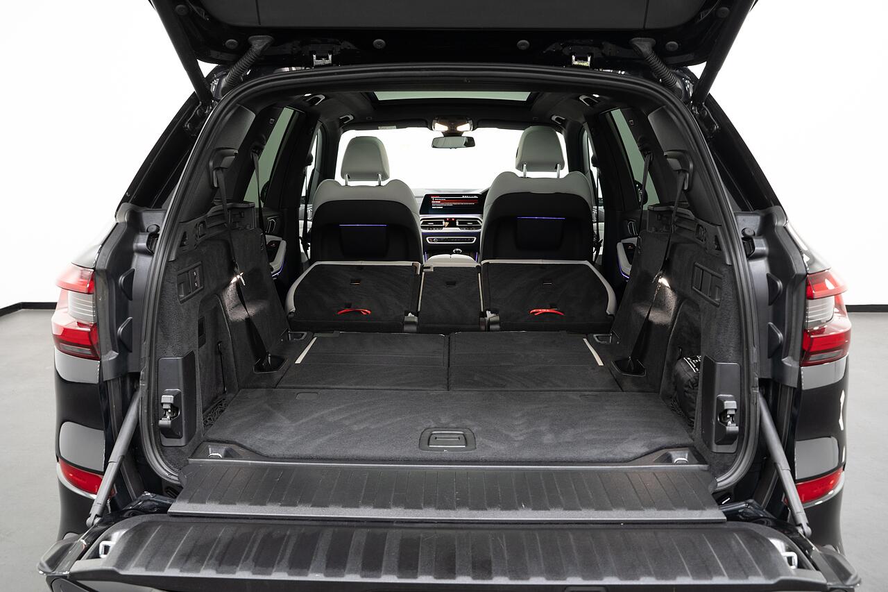 BMW X5 view 30