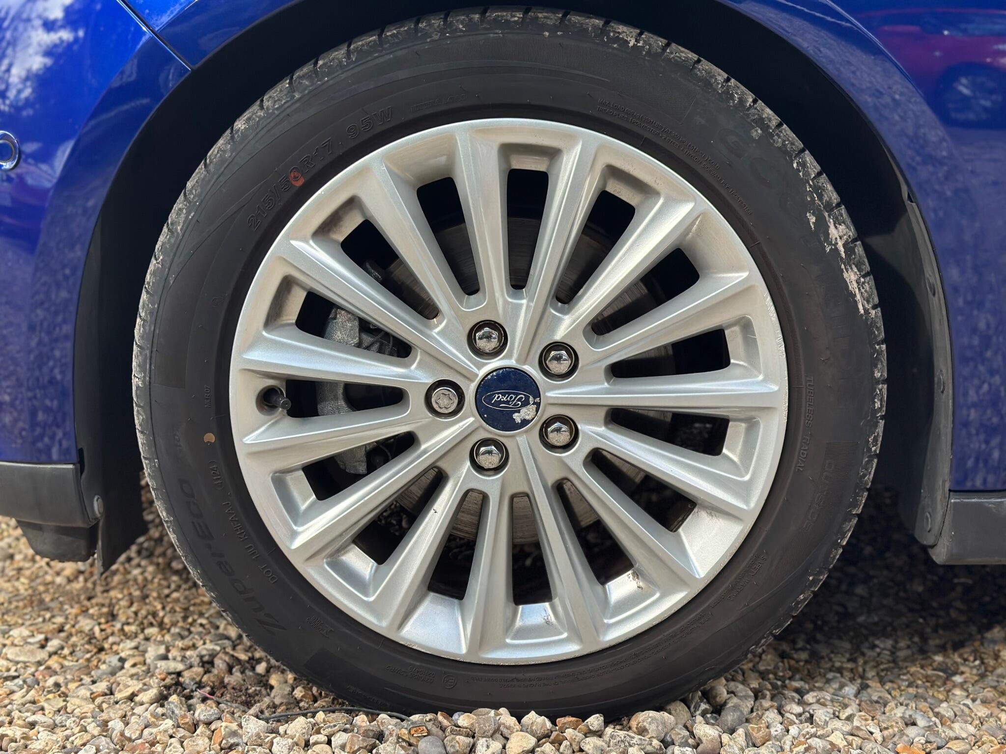 Ford Grand C-Max view 64