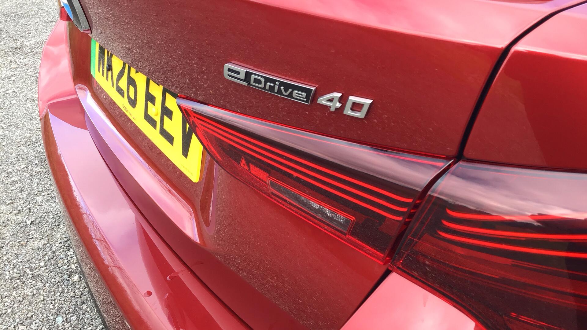 BMW i4 view 34