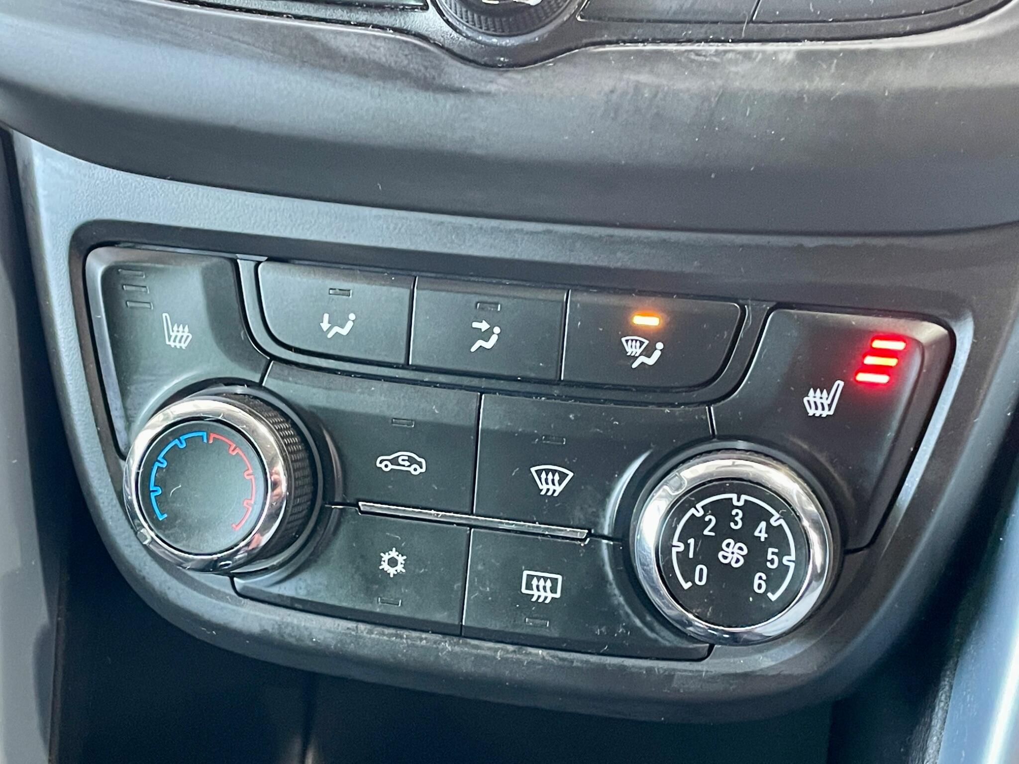 Vauxhall Zafira Tourer view 56