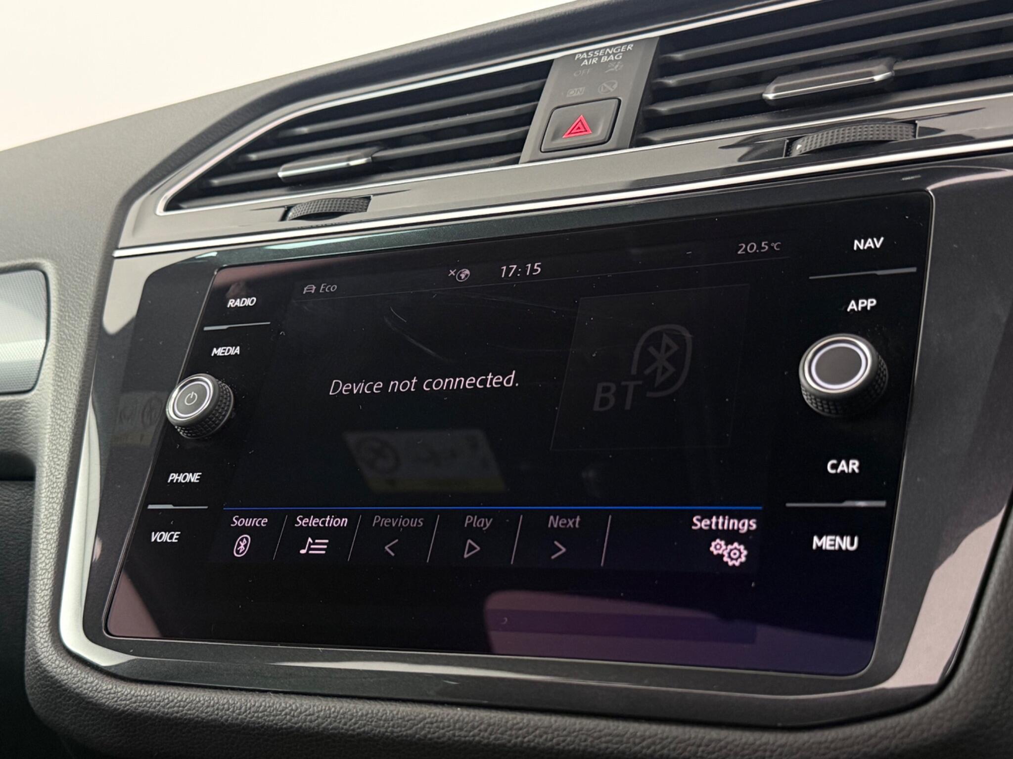 Volkswagen Tiguan view 22
