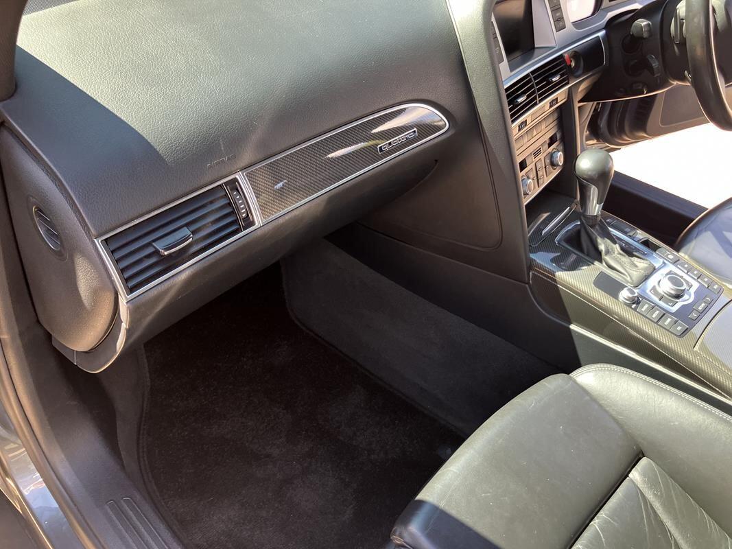 Audi S6 Avant view 14