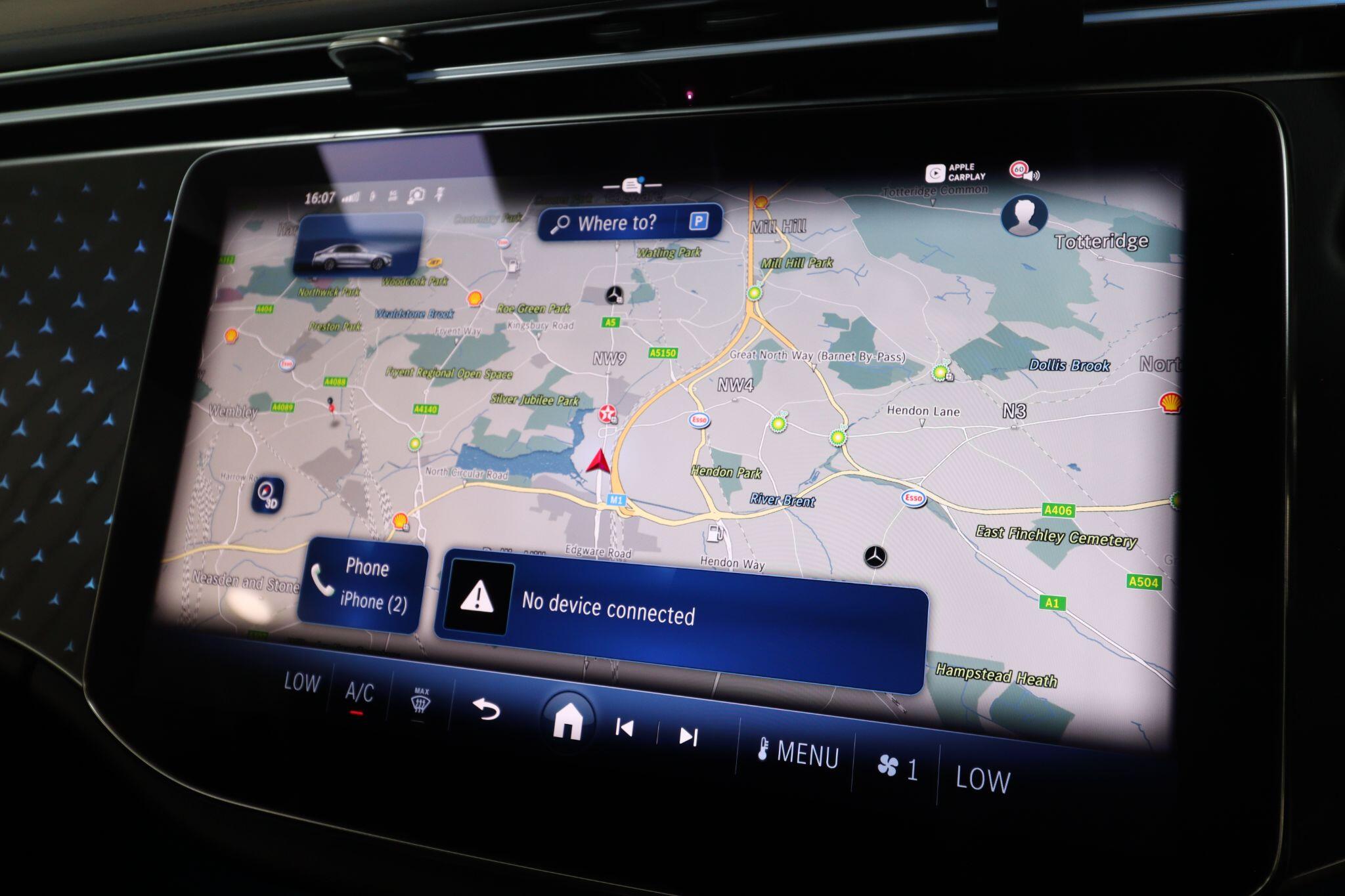Mercedes-Benz E Class view 20