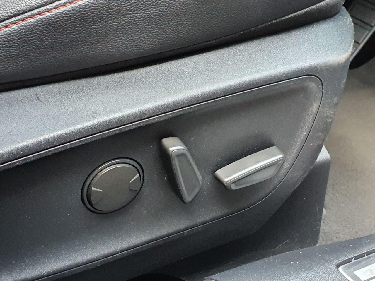 Ford Kuga view 35