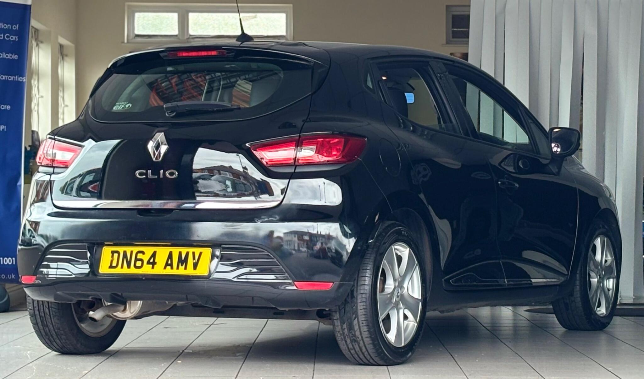 Renault Clio view 8