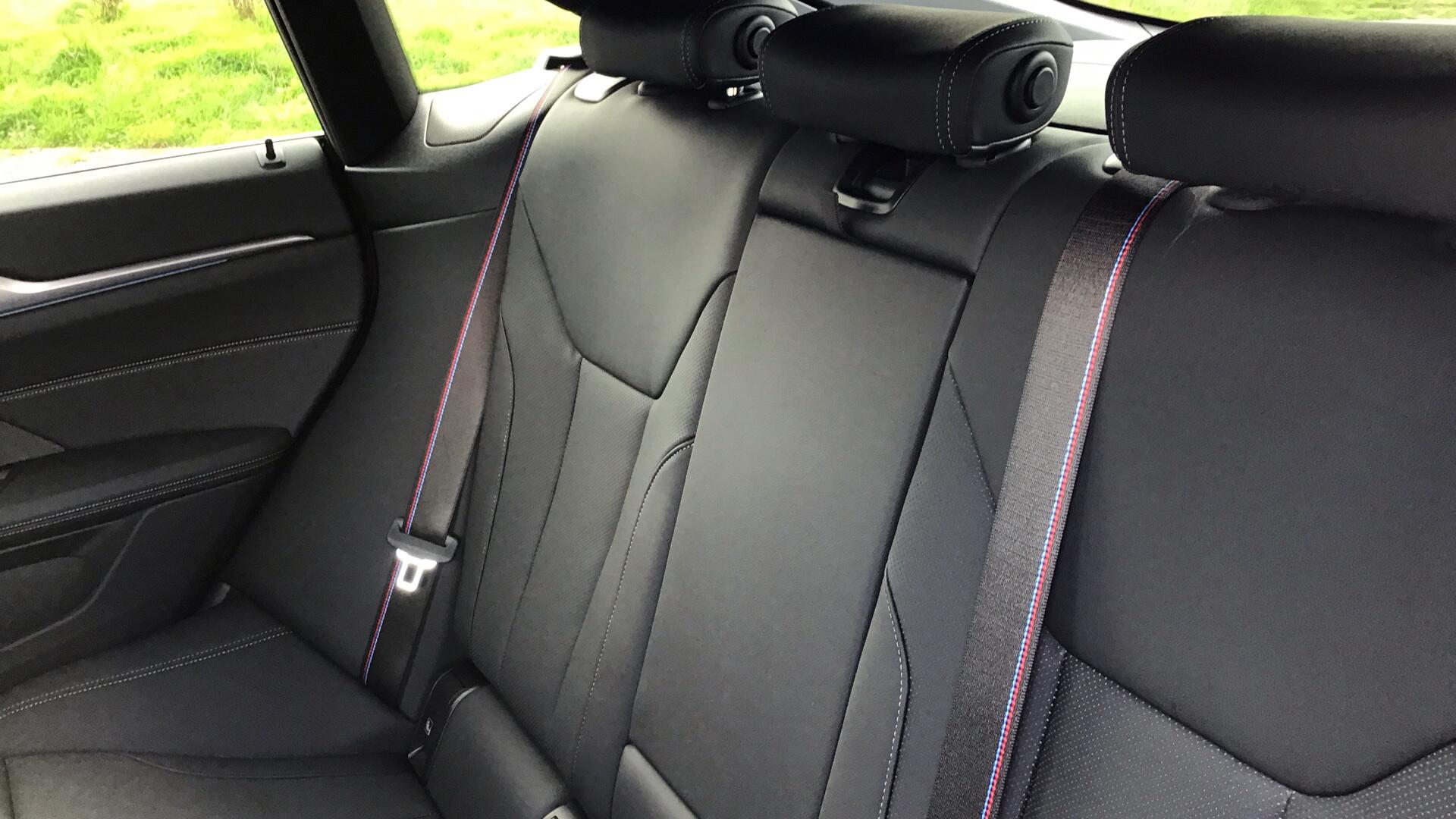 BMW i4 view 12