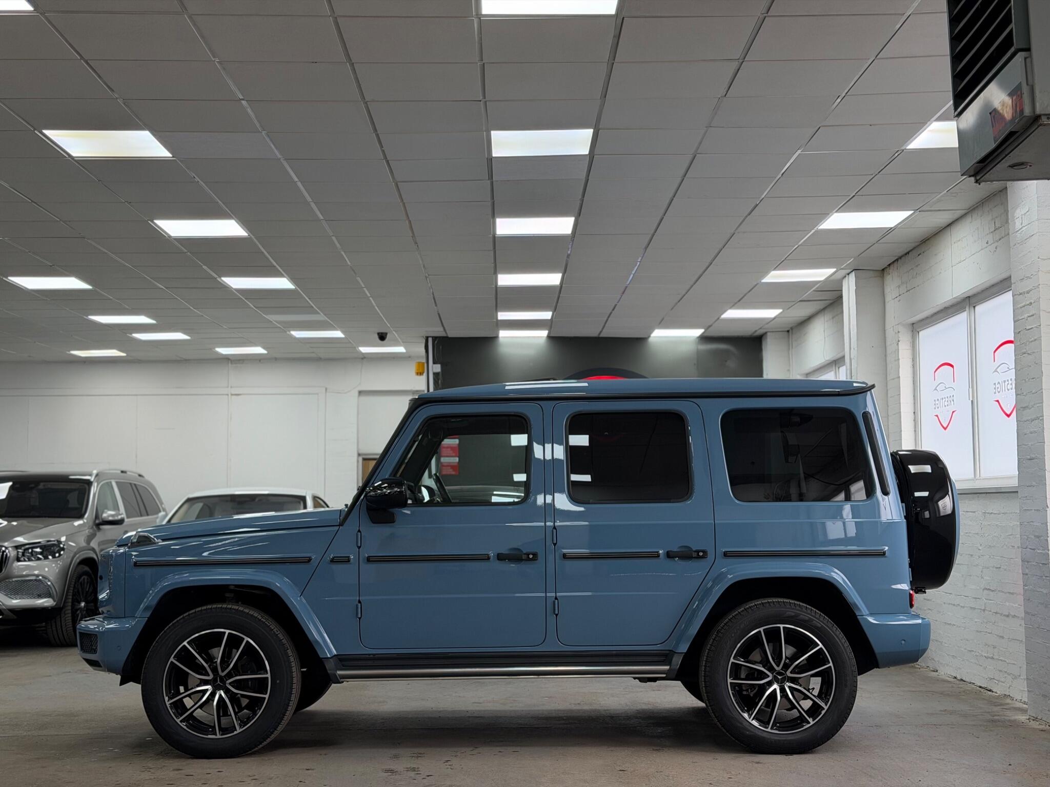 Mercedes-Benz G-Class view 41