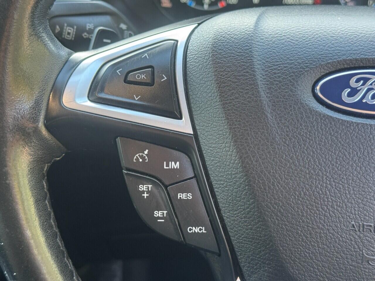 Ford S-Max view 24