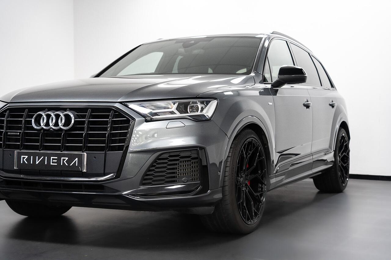Audi Q7 view 33