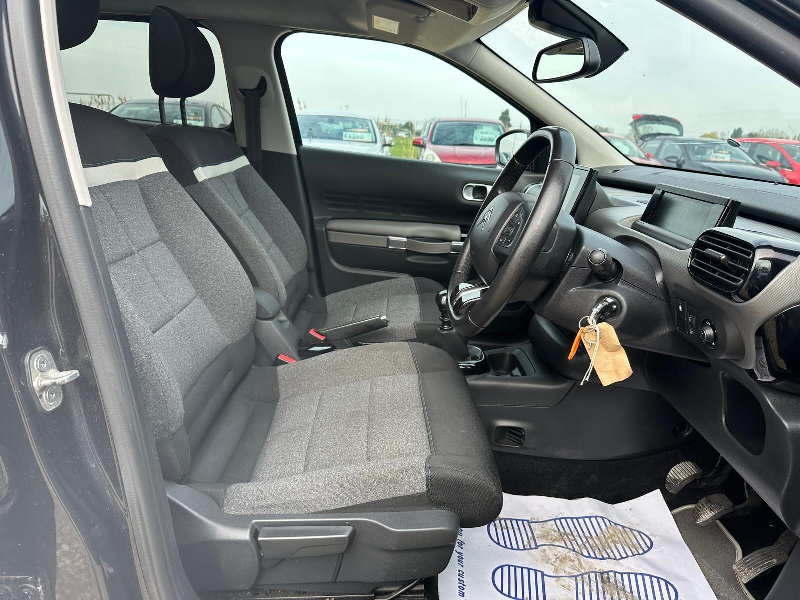Citroen C4 Cactus view 7