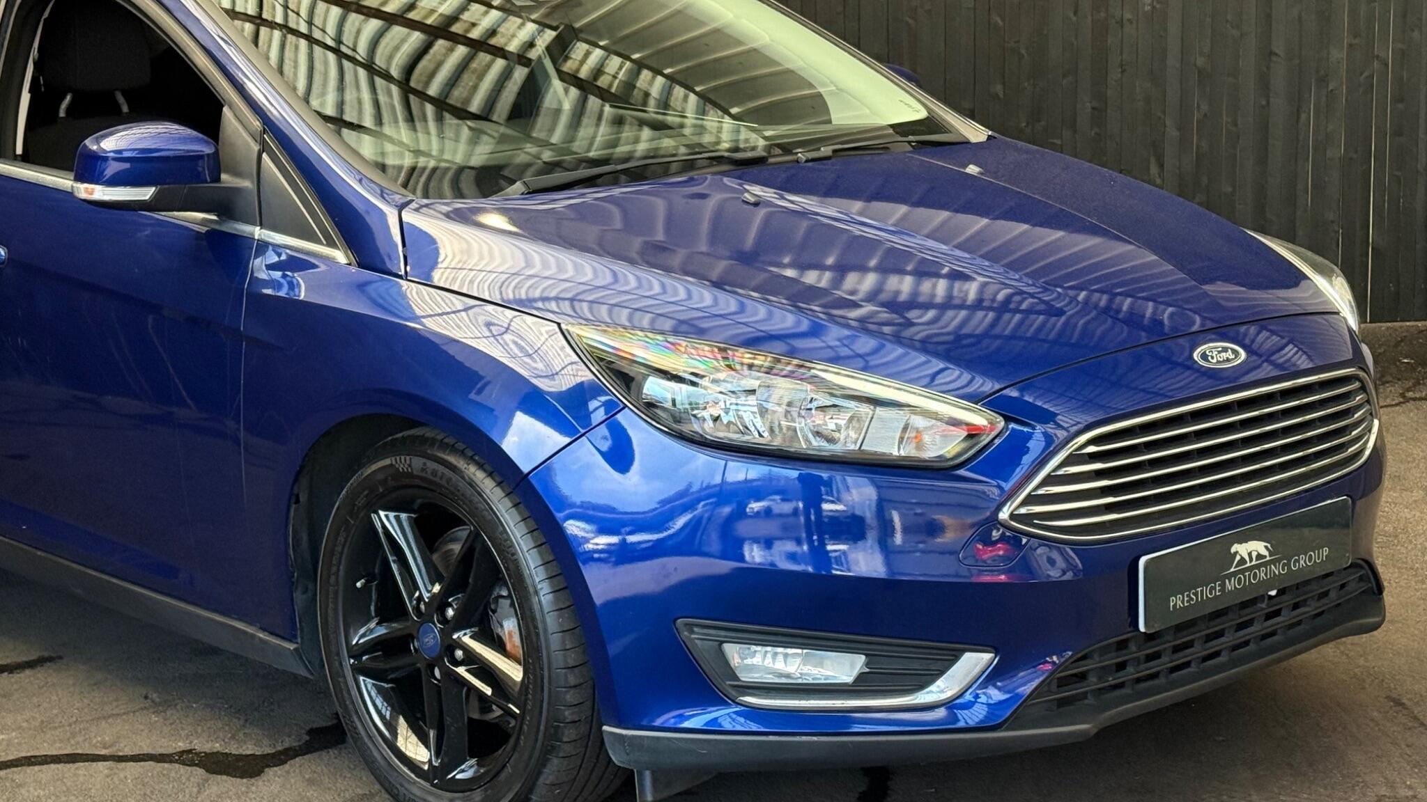 Ford Focus view 4