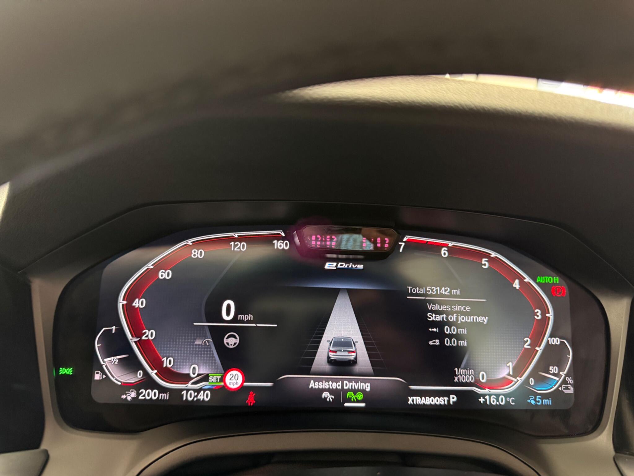 BMW 3 Series view 21